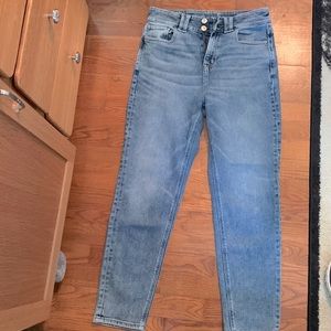 American Eagle Stretch mom jeans